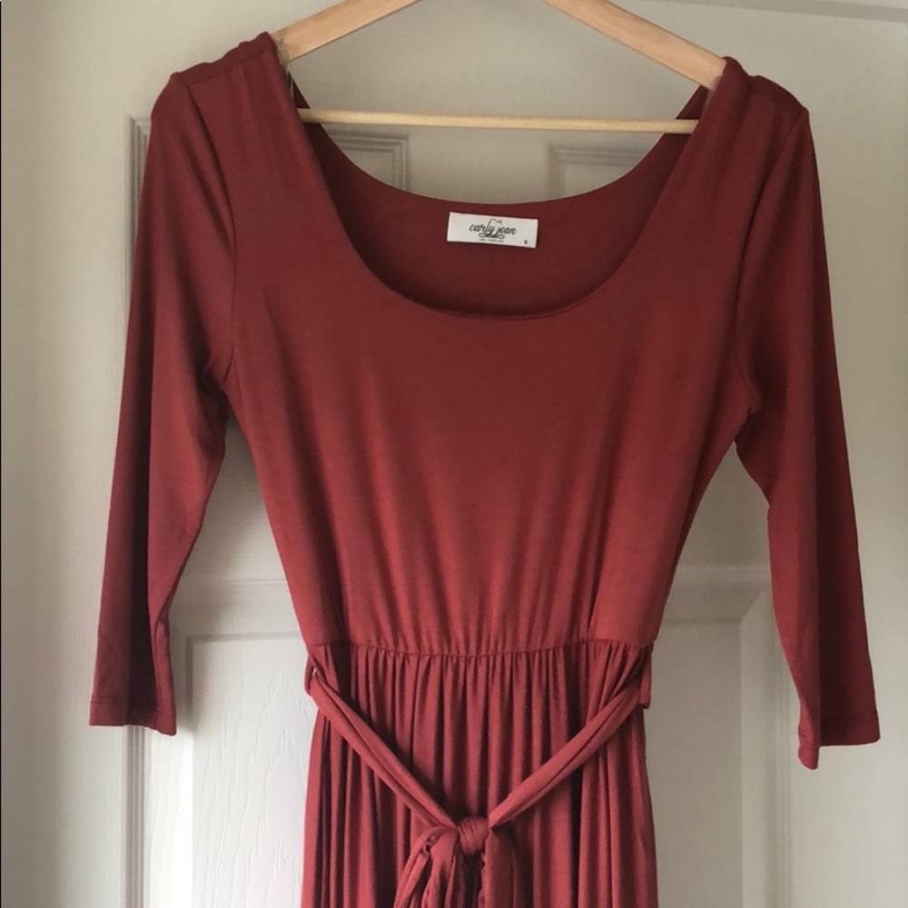 Carly Jean Los Angeles “Hollyn” Dress